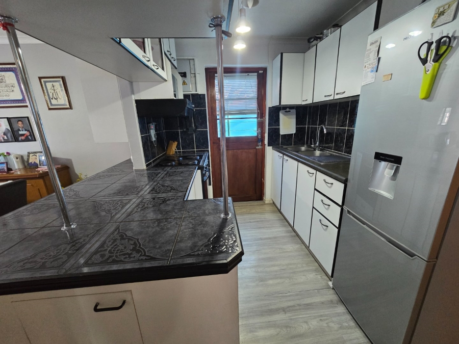3 Bedroom Property for Sale in Colorado Park Western Cape